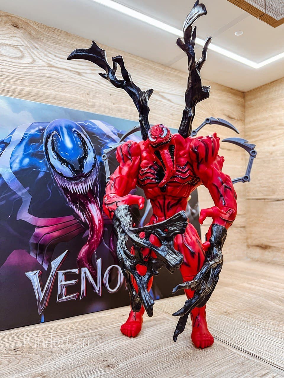 

Набор Подвижная фигурка Супергерой Веном Avengers Venom Красный