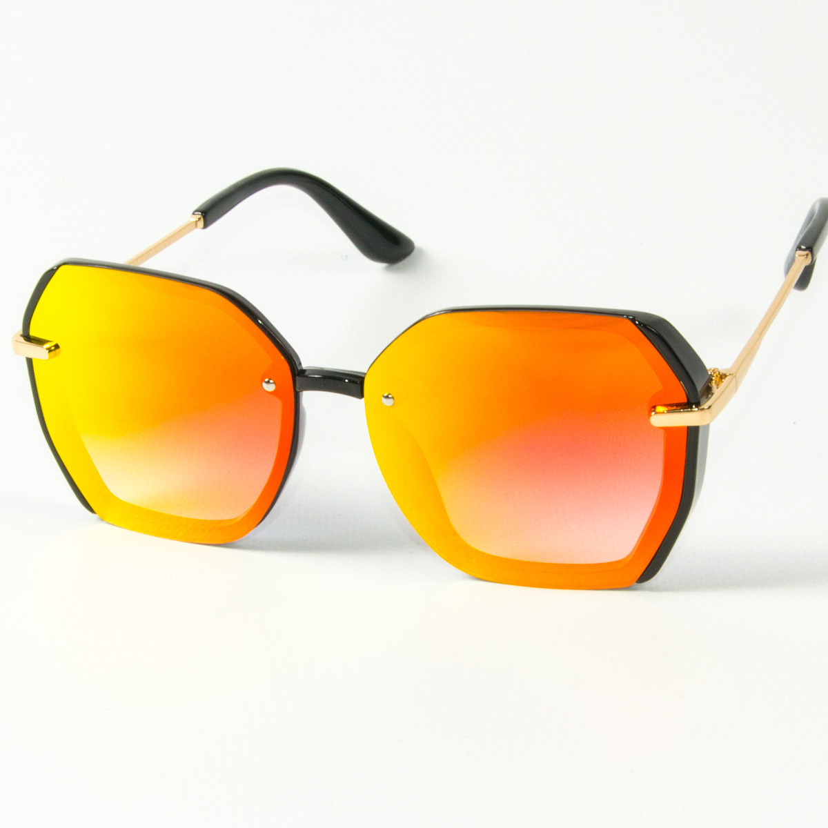 

Квадратные женские солнцезащитные очки-зеркало 2327/2 оранжевые