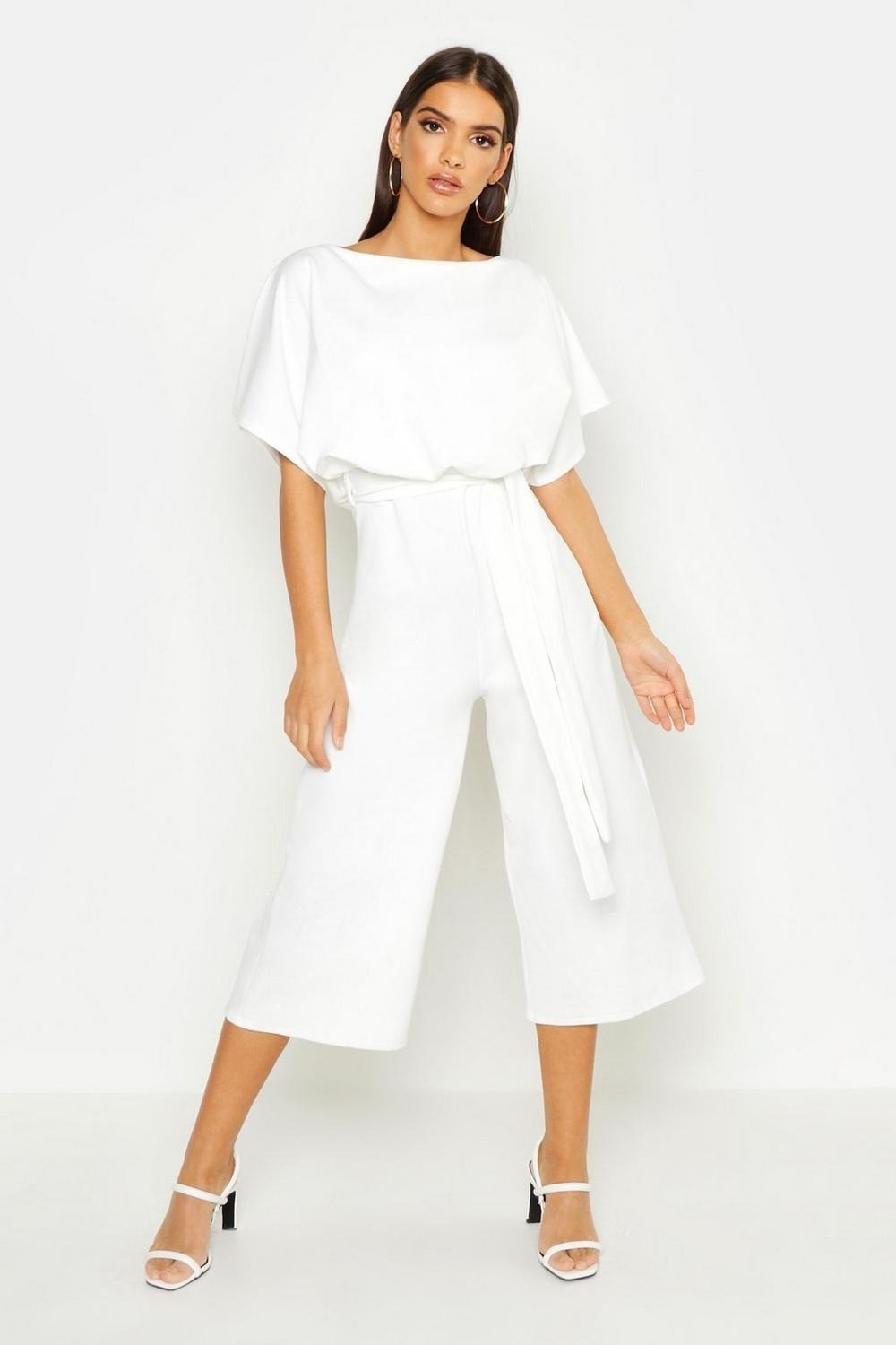 

Комбинезон Boohoo  белый 8520123003211, Комбинезон Boohoo 38 белый 8520123003211