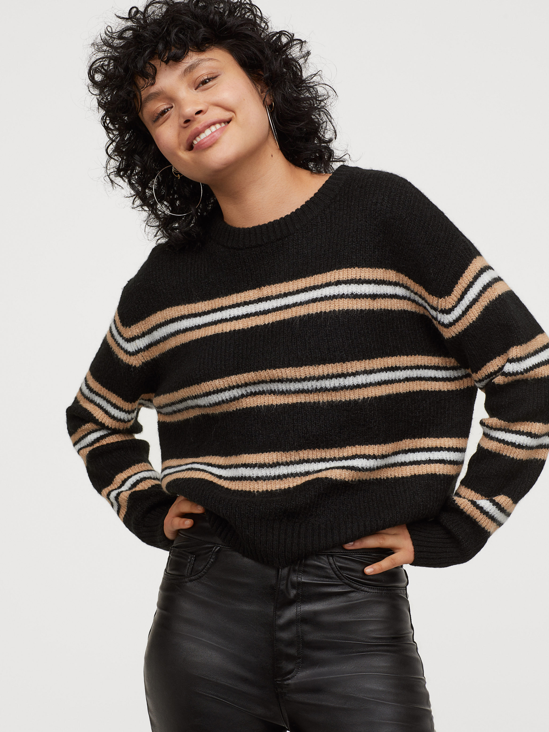 

Джемпер H&M 060735840_black  Черный с бежевым и белым, Джемпер H&M 060735840_black S Черный с бежевым и белым