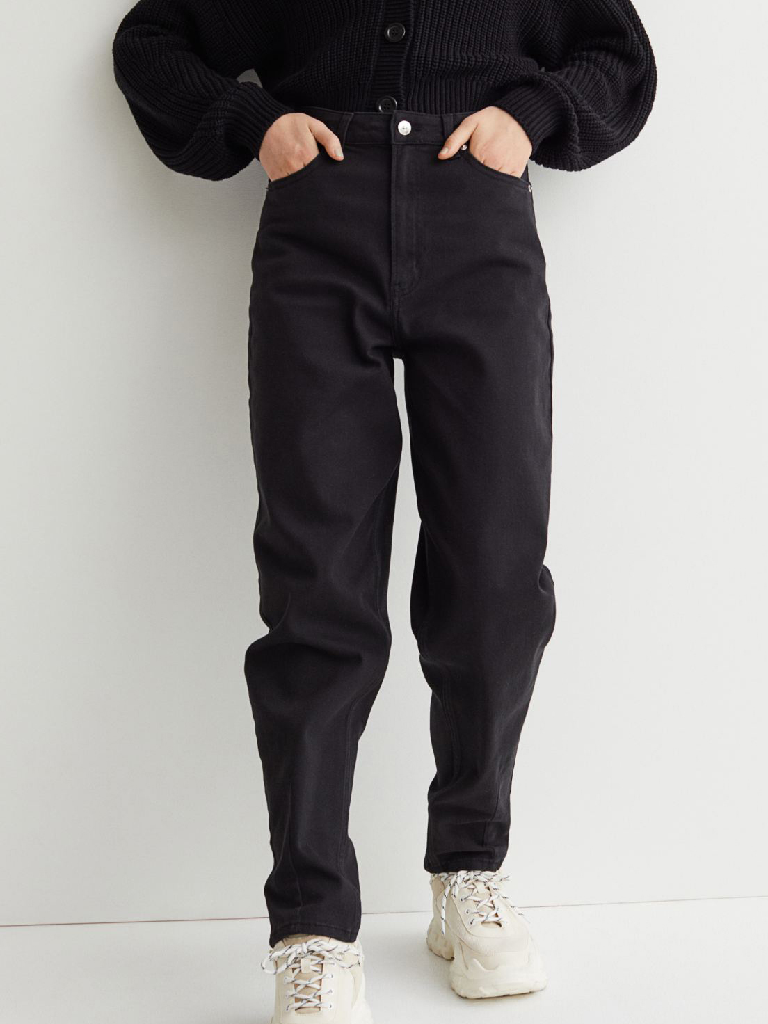 

Джинсы H&M 060894668_black  Черные, Джинсы H&M 060894668_black 34 Черные