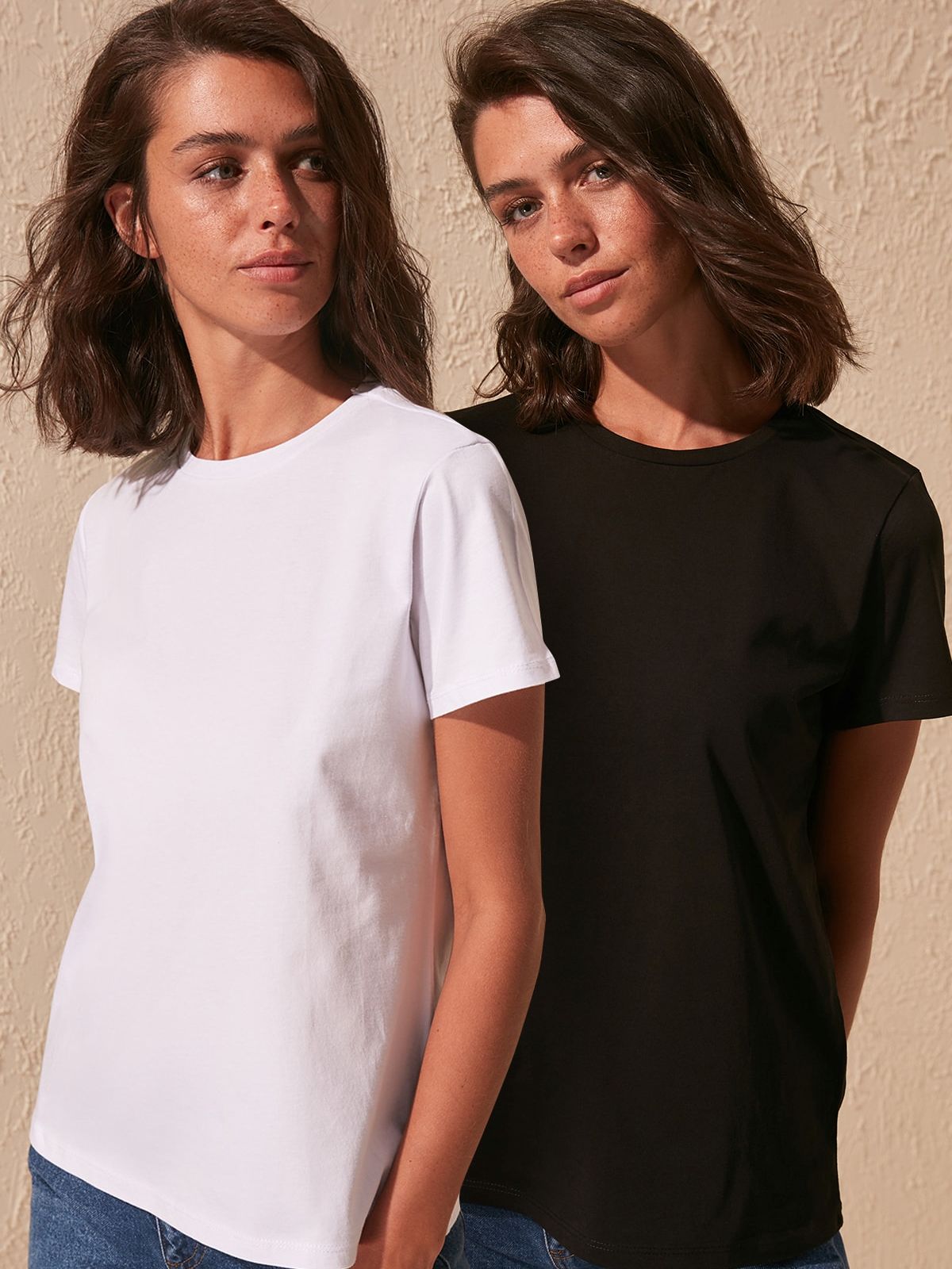 

Футболка Trendyol TWOSS20TS0141-16  2 шт Black and White, Футболка Trendyol TWOSS20TS0141-16 S 2 шт Black and White