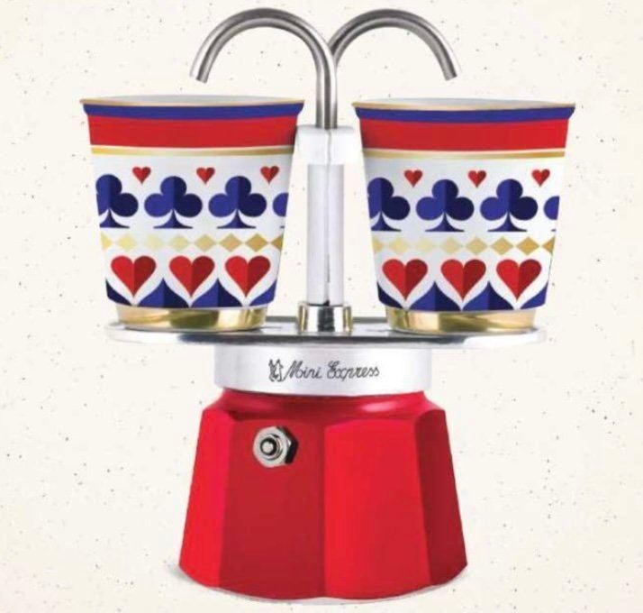 

Подарочный набор Bialetti Set : гейзерная кофеварка Mini Express (2 cup) + 2 кофейных стаканчика