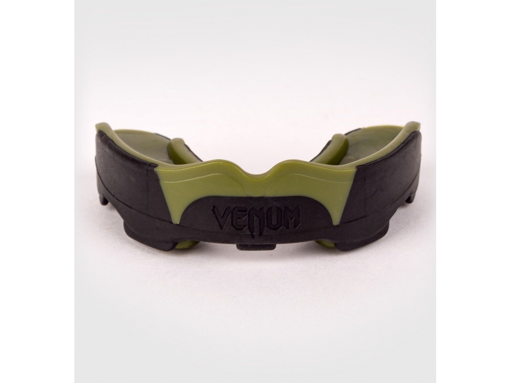 

Капа VENUM Predator Mouthguard взрослый черный/хаки (3982)