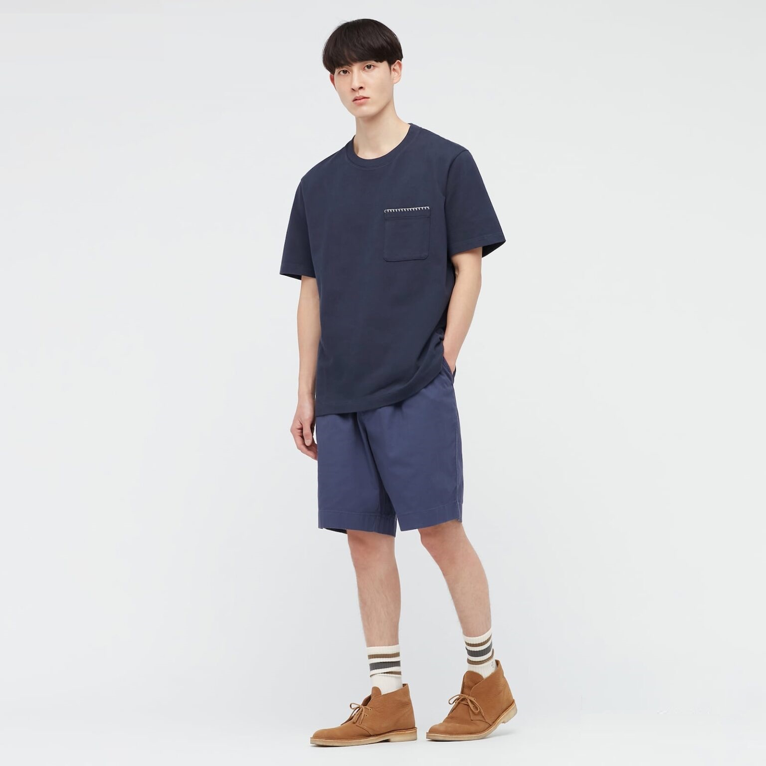 

Футболка Uniqlo JW Anderson  темно синяя, Футболка Uniqlo JW Anderson L темно синяя