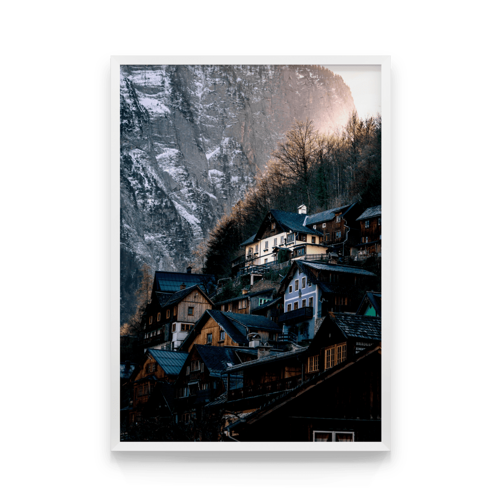 

Постер в рамке ГОРНАЯ ДЕРЕВУШКА 40x50 см