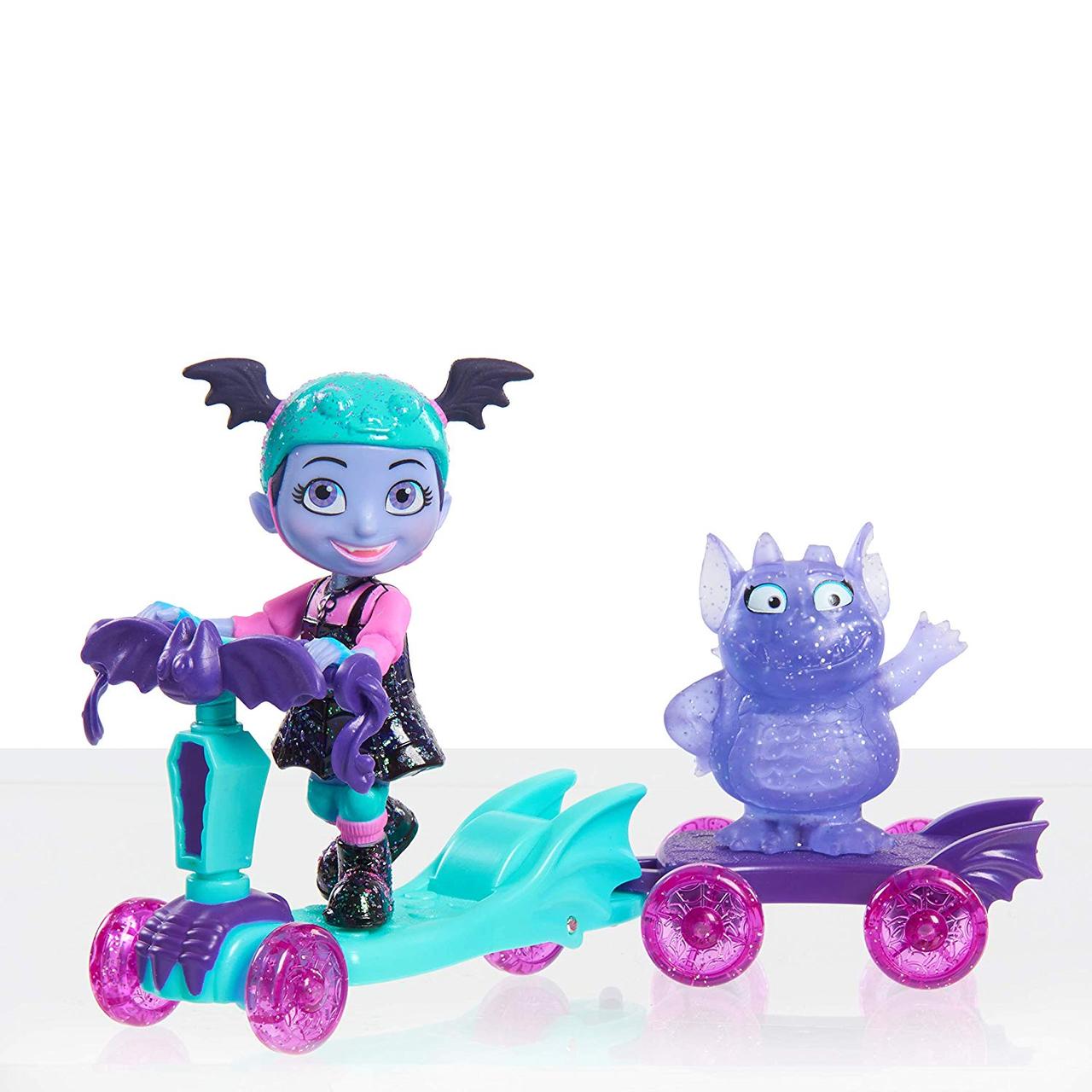 

Ігрова фігурка Just Play Vampirina & Scooter Figure (78116) (B07BFRTR3R)