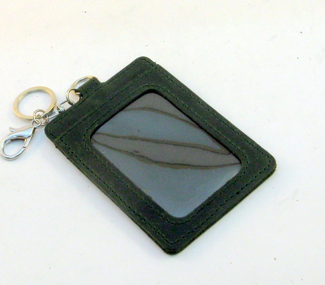 

Картхолдер из натуральной кожи 11х8 см зеленый 121