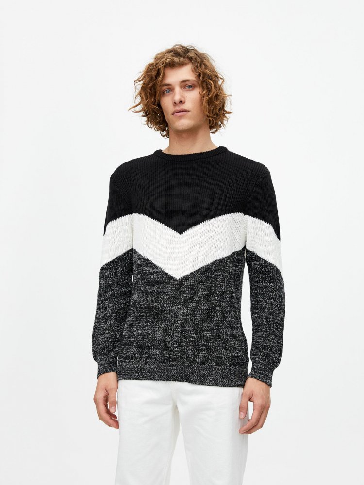 

Джемпер Pull & Bear XAZ239898CNDU  Черный, Джемпер Pull & Bear XAZ239898CNDU M Черный