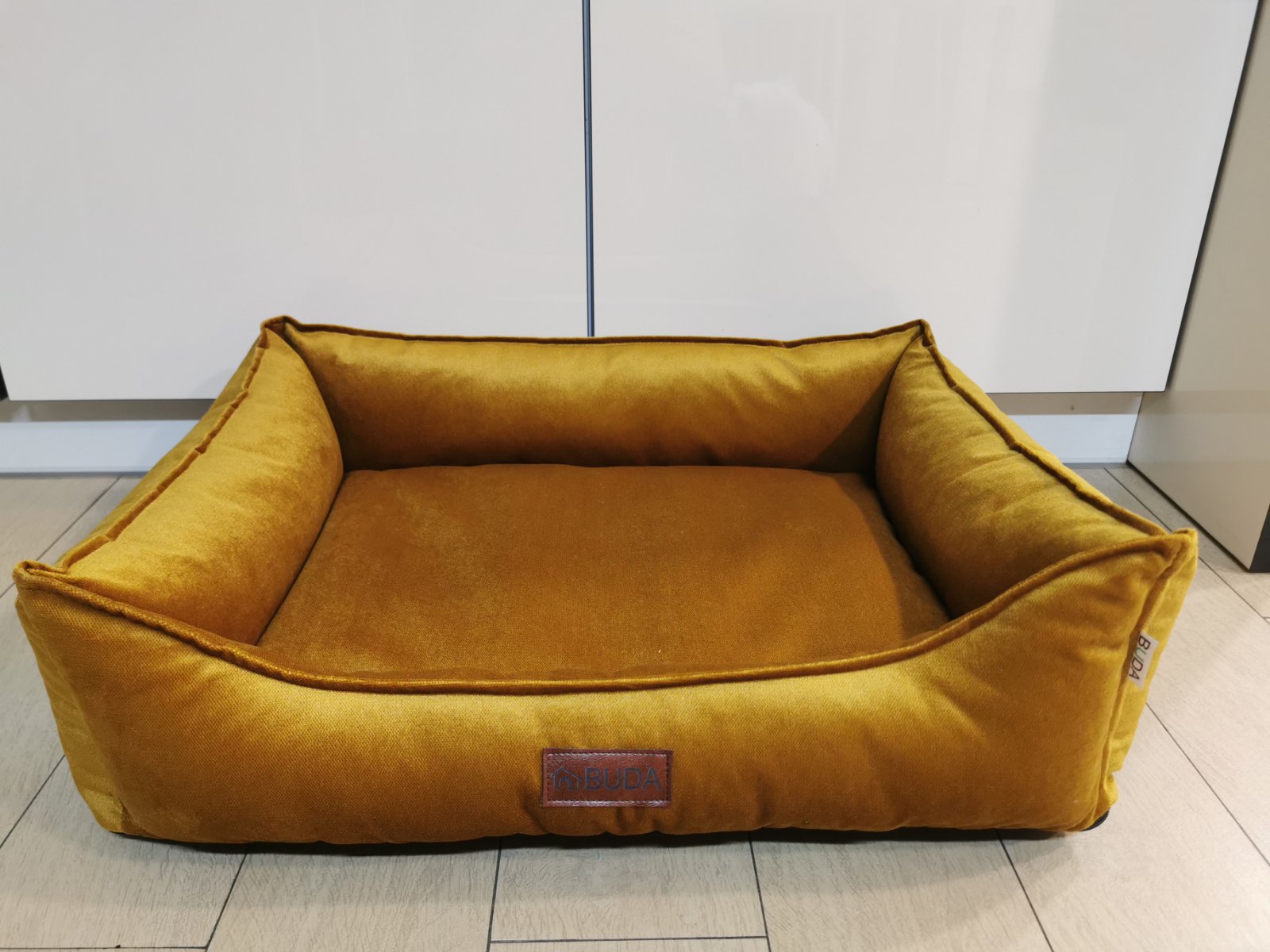 

Лежак для собак BUDA Style Gold XL 110 х 70 х 28 см