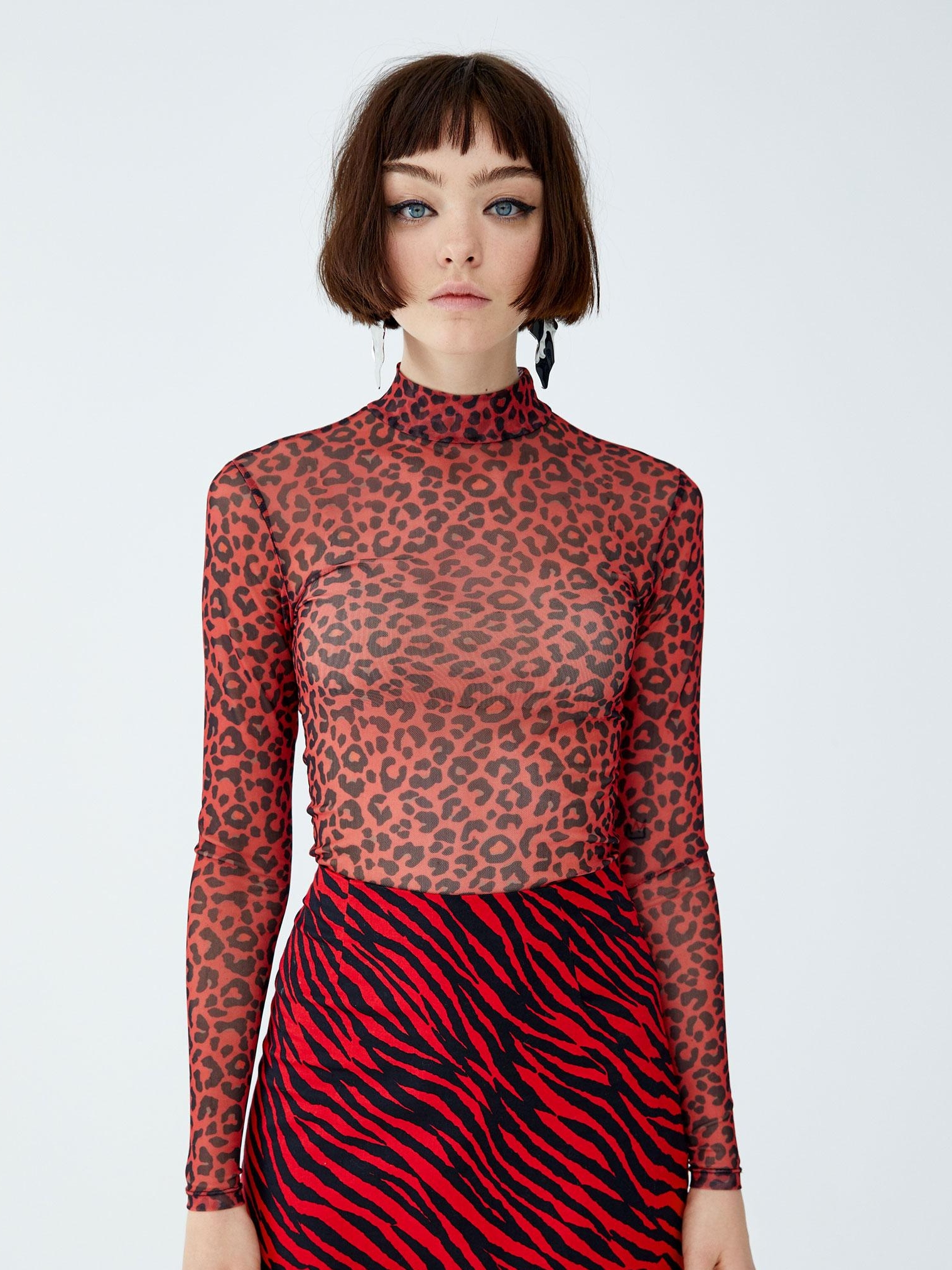 

Водолазка Pull & Bear XAZ232764TDZJ L Красная