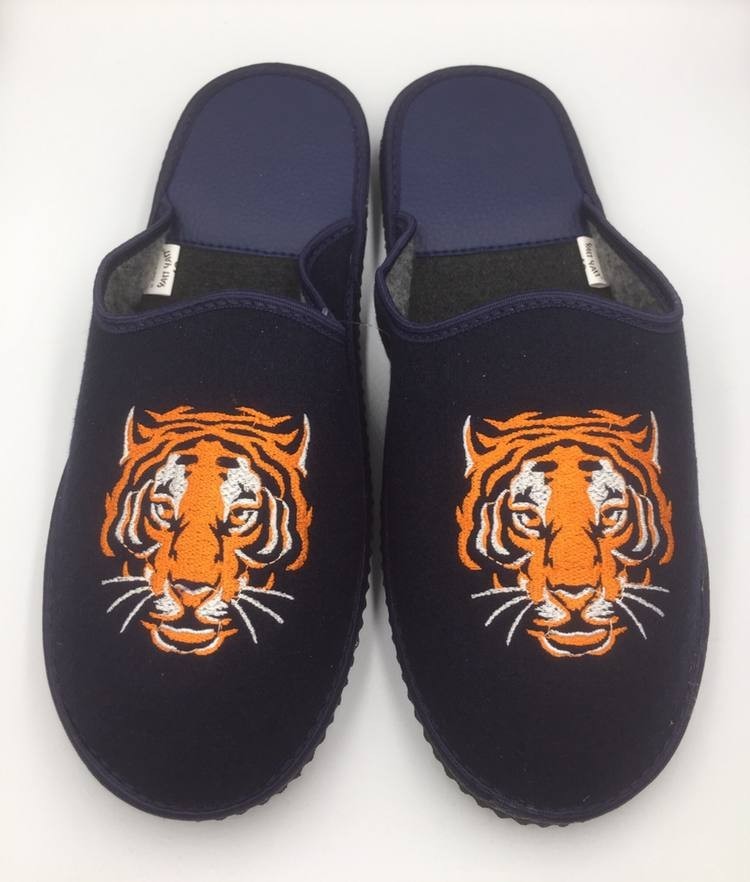 

Мужские тапочки Sweet Slippers 42p синие Тигр закрытые