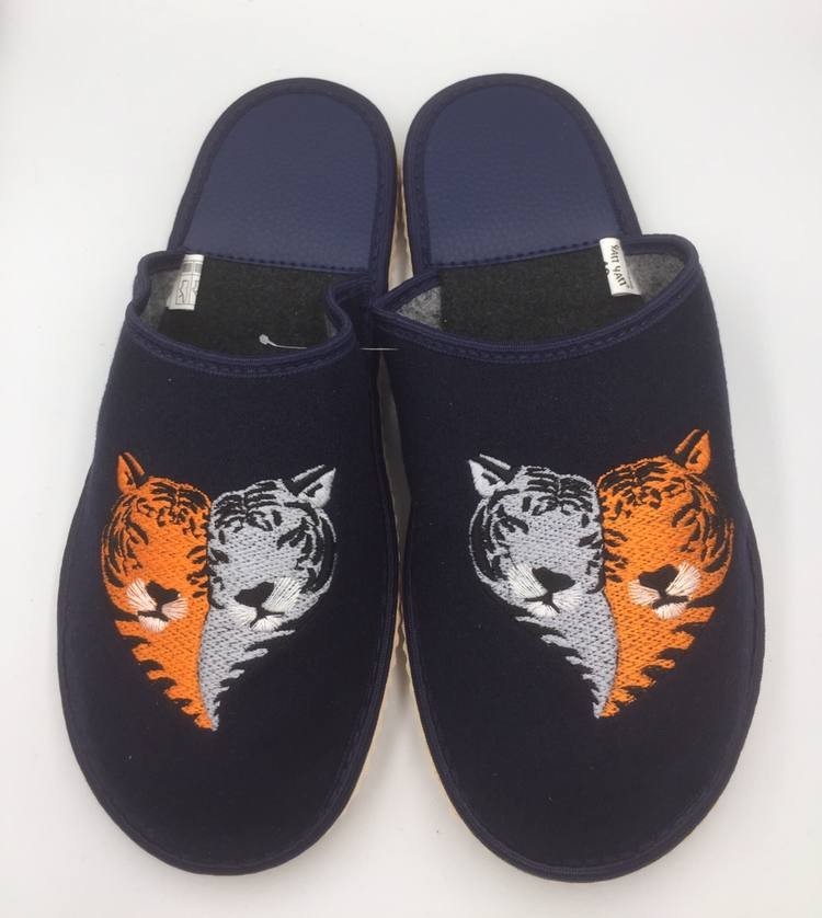 

Тапочки женские Sweet Slippers 40р синие Тигры закрытые