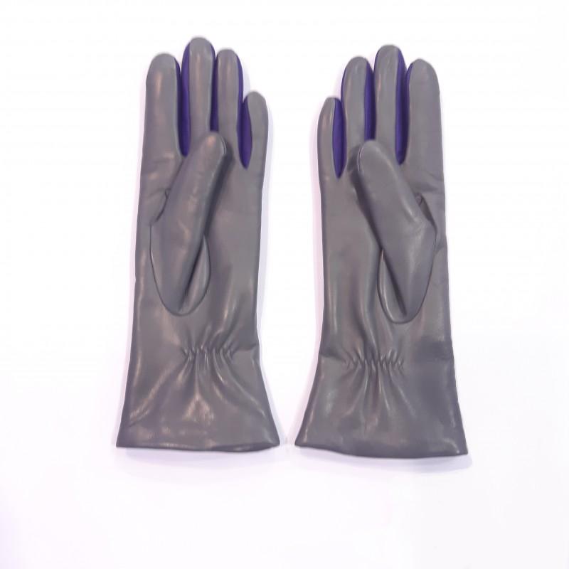 

Женские перчатки кожаные на резинке GlovesUA мод.442 р.6,5 серые с фиолетовыми стрелками