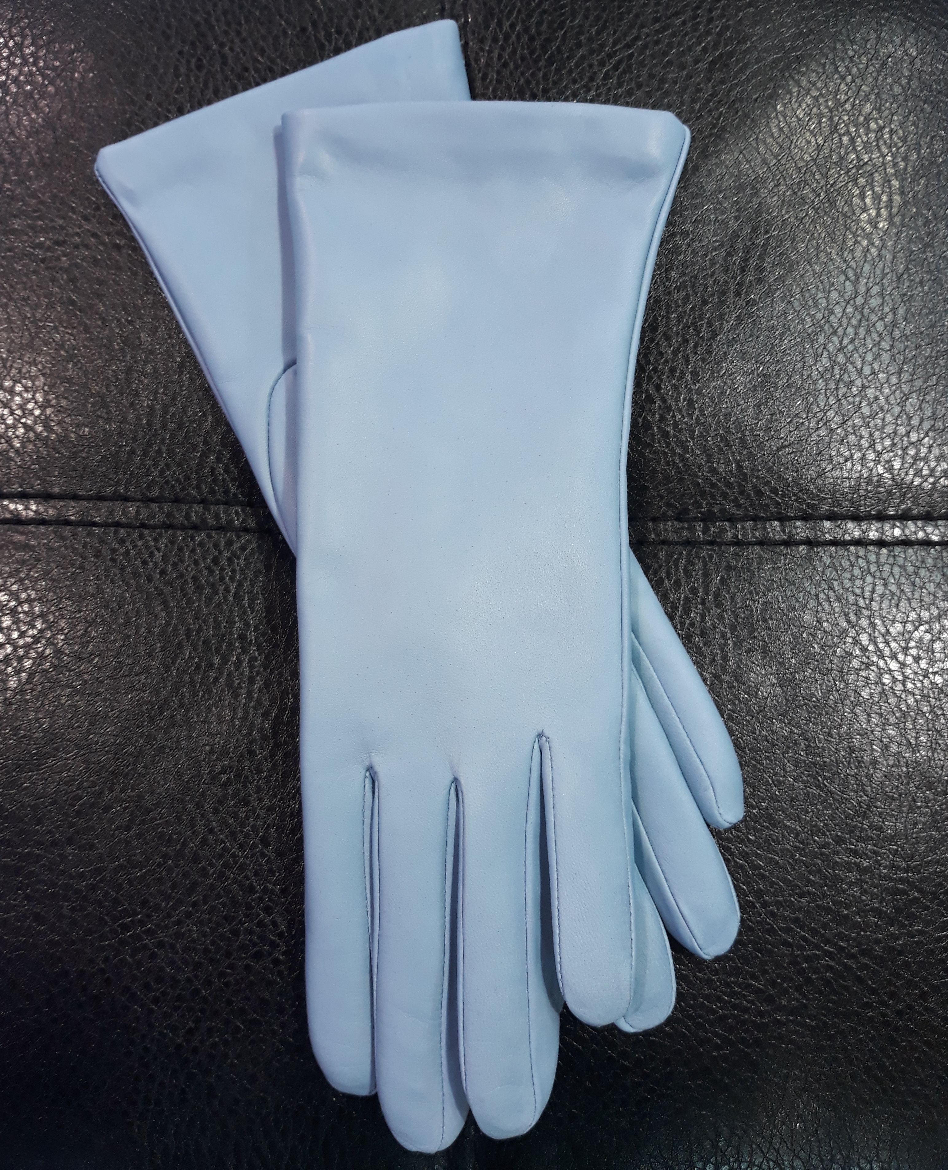 

Женские перчатки кожаные GlovesUA мод.001 р.6,5 (без 3 полос) светло-голубой