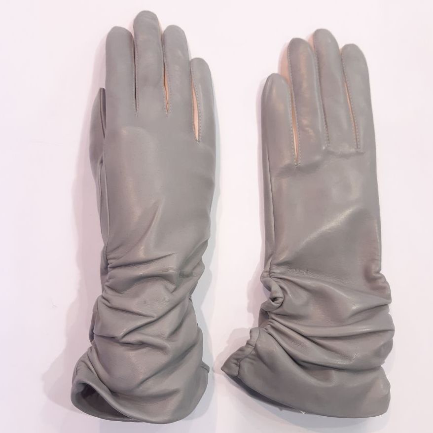 

Женские кожаные перчатки GlovesUA мод.362 р.6 светло-серые