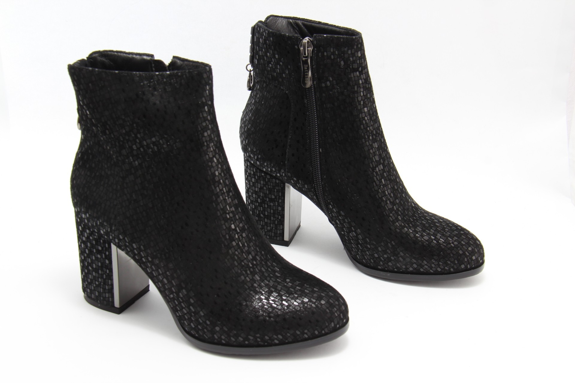 

Женские ботильоны Battine B0465 на каблуке 34 маленьких размеров