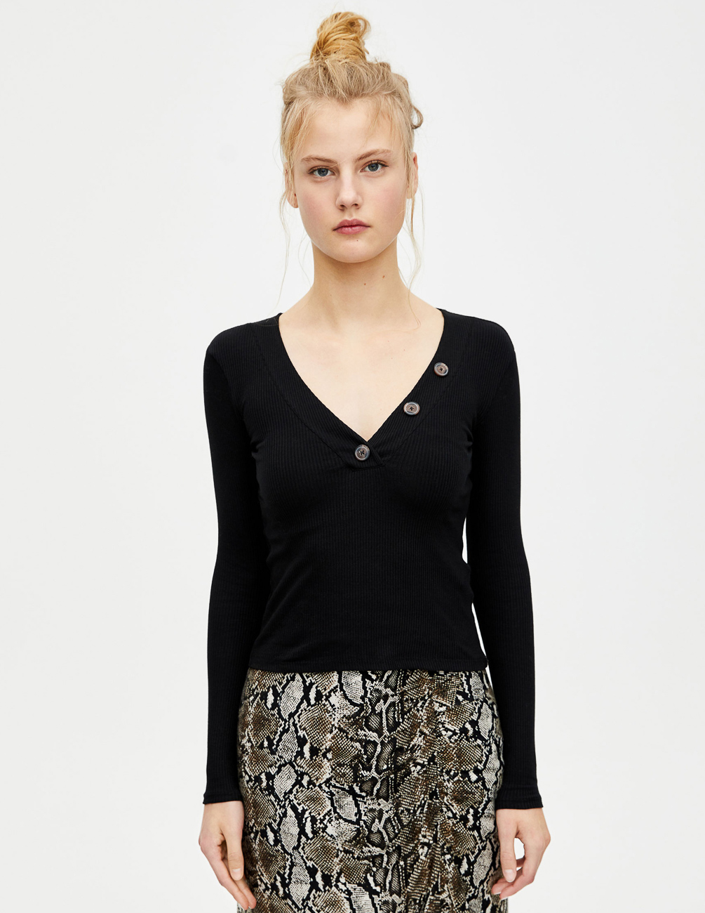 

Лонгслив PULL & BEAR Ж1080277 (9241/385/800) цвет черный, Лонгслив PULL & BEAR Ж1080277 (9241/385/800) цвет черный S