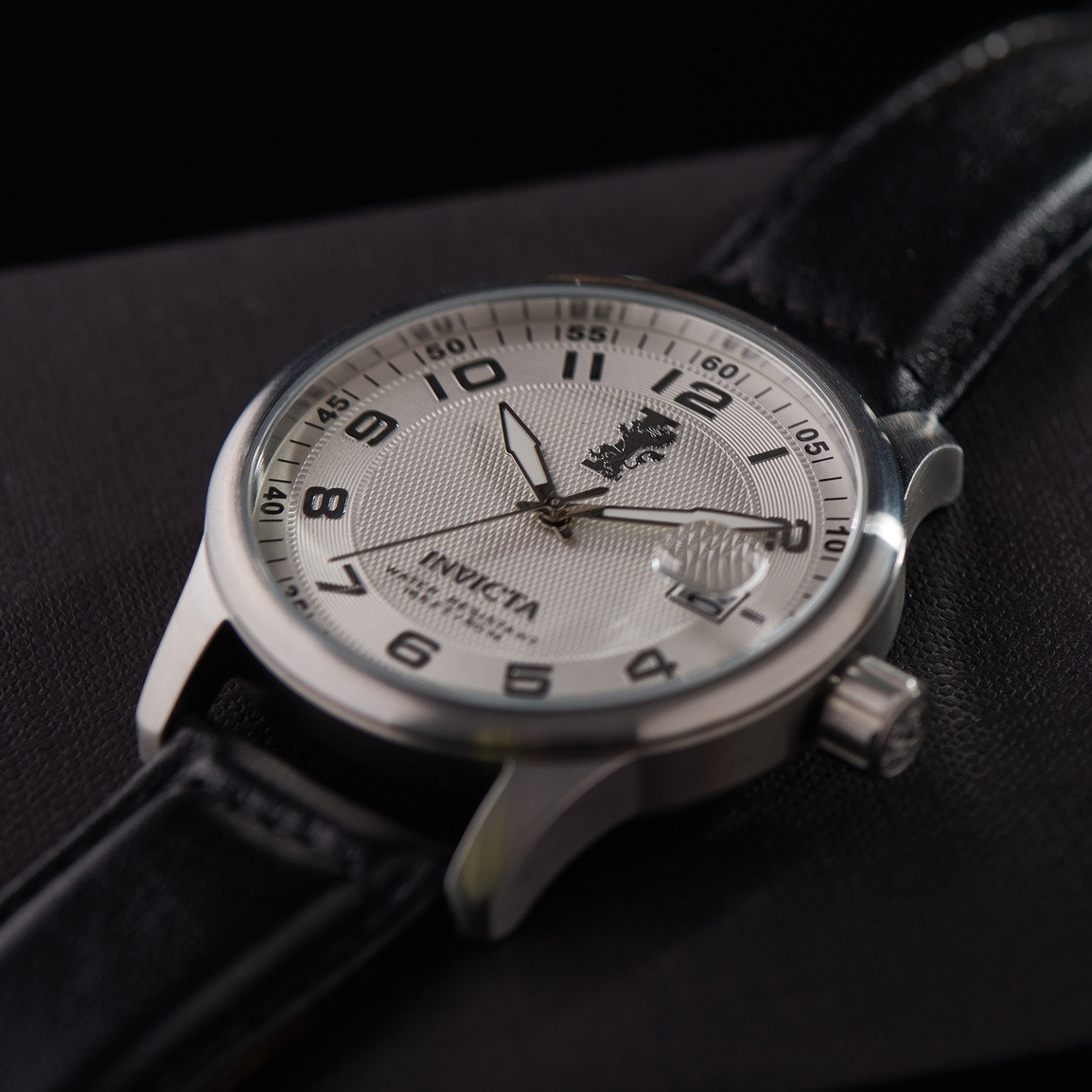 

Швейцарские классические мужские часы INVICTA I-FORCE 12823