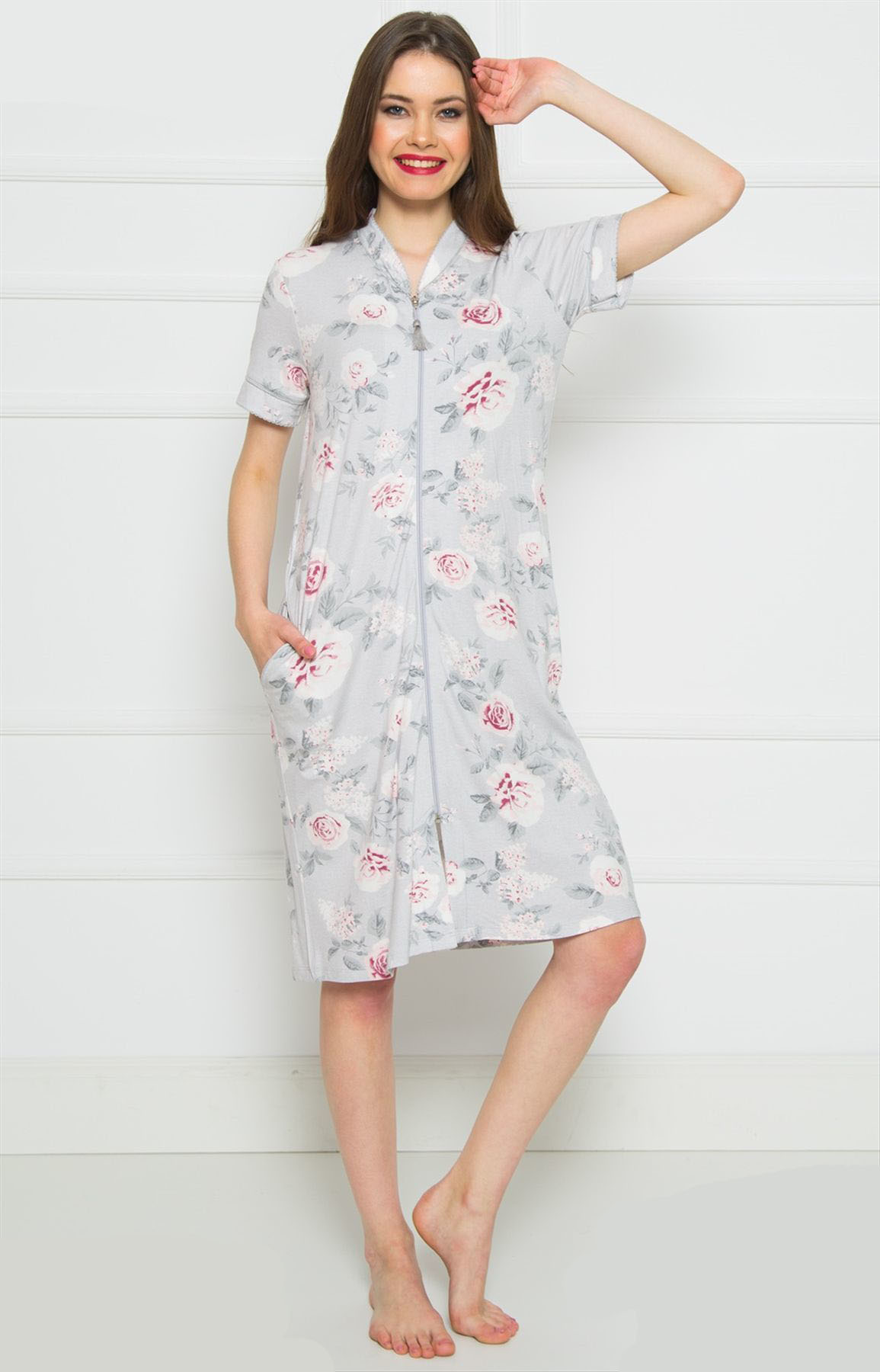 

Халат женский Vienetta Secret 76594/17  серый, Халат женский Vienetta Secret 76594/17 XL серый