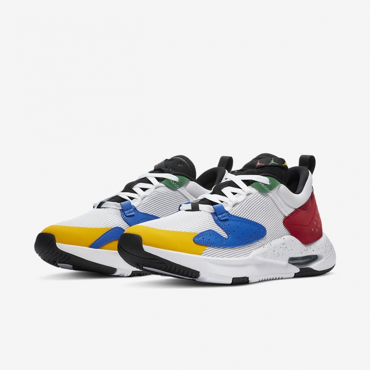 

Кроссовки Air Jordan Cadence Shoes (9us/27см 42.5eur) CN3498-101