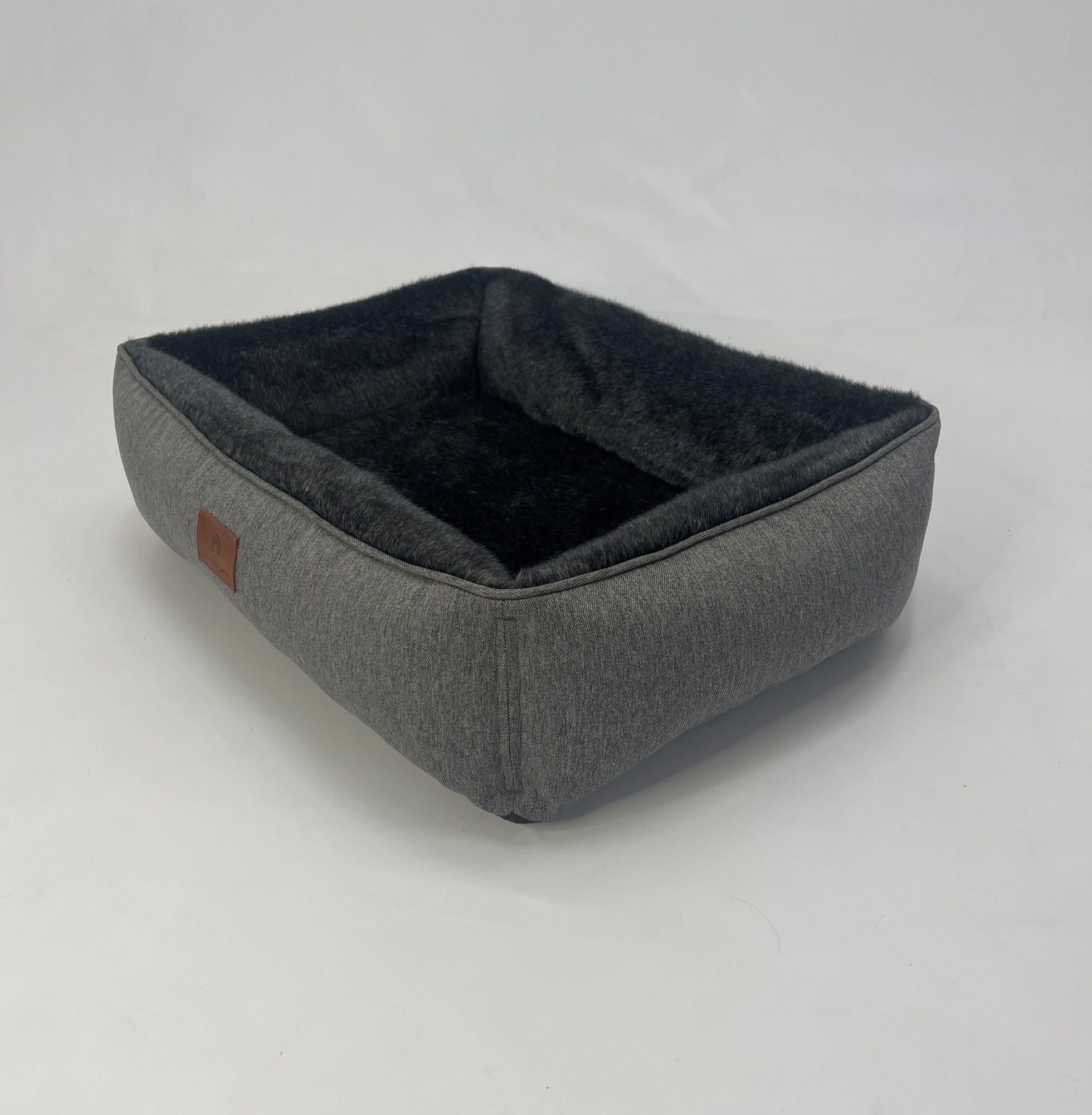 

Лежак на меху для кошек и собак "Mamo Pets" XL (110x70) Grey