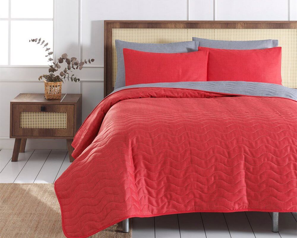 

Покрывало стеганое Eponj Home MaxiColor Kırmızı 160х220 с наволочкой 50х70