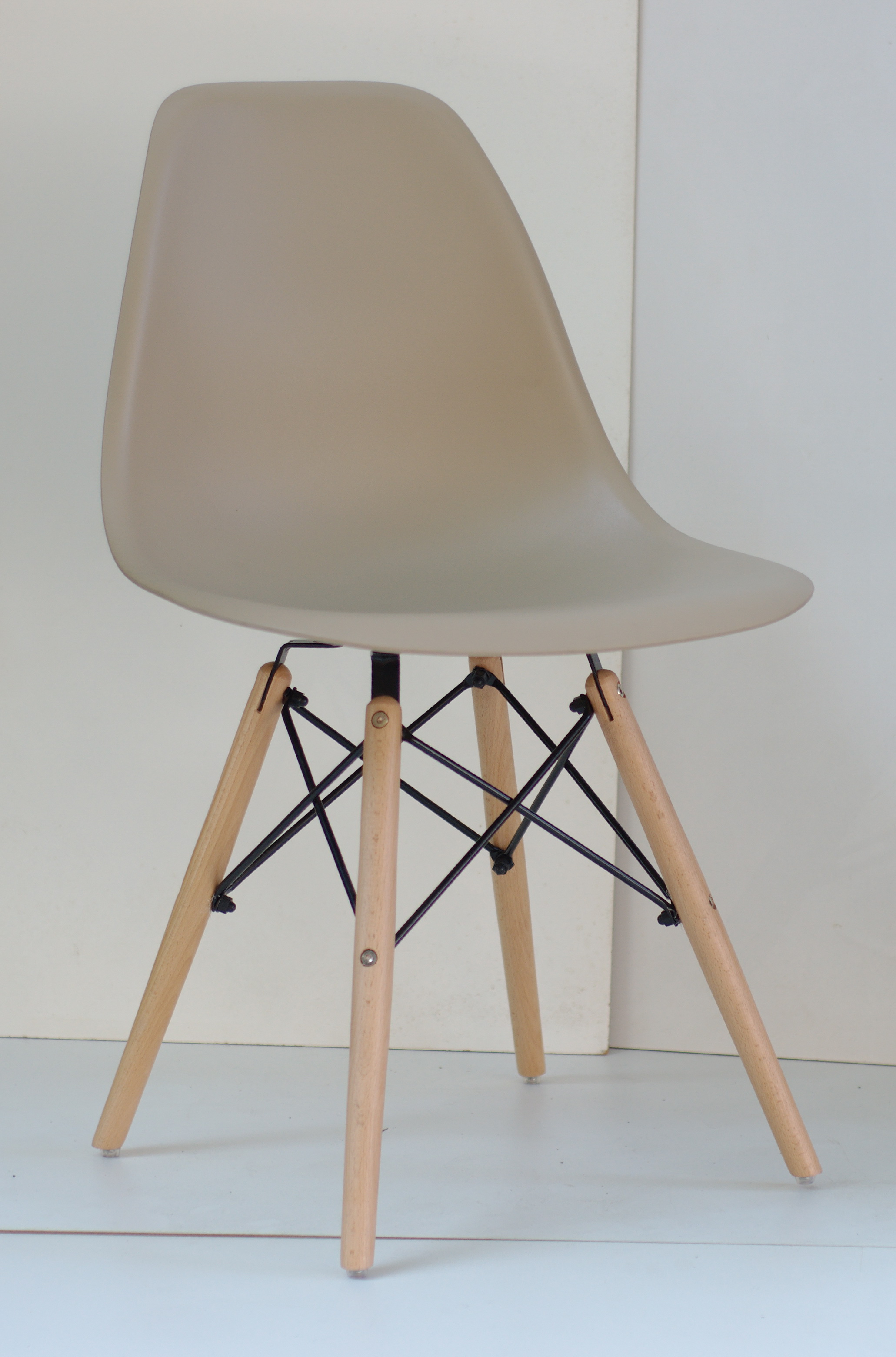 

Стул Nik Onder Mebli Бежевый 06