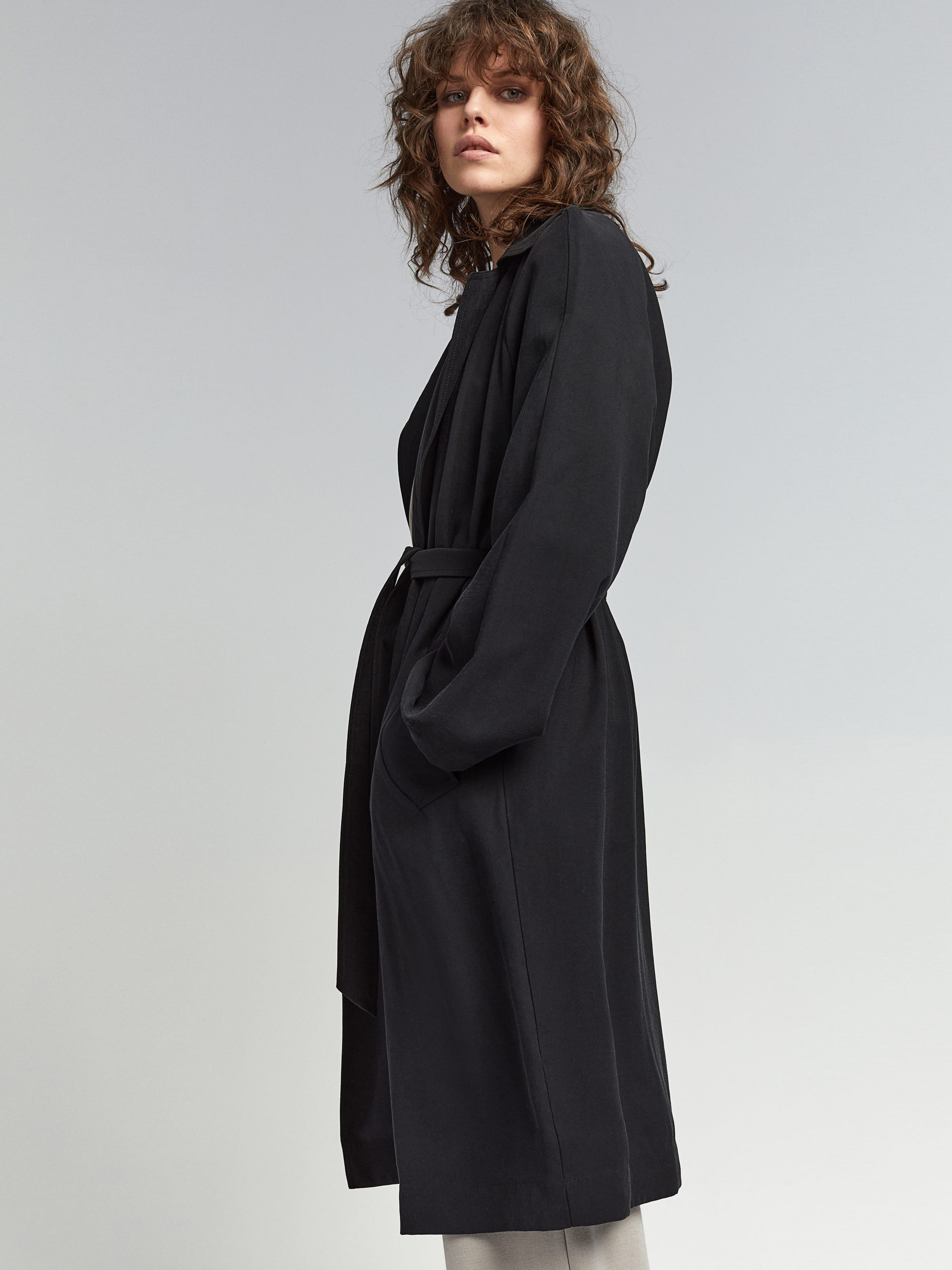 

Тренч H&M 9517753abr  Черный, Тренч H&M 9517753abr L Черный