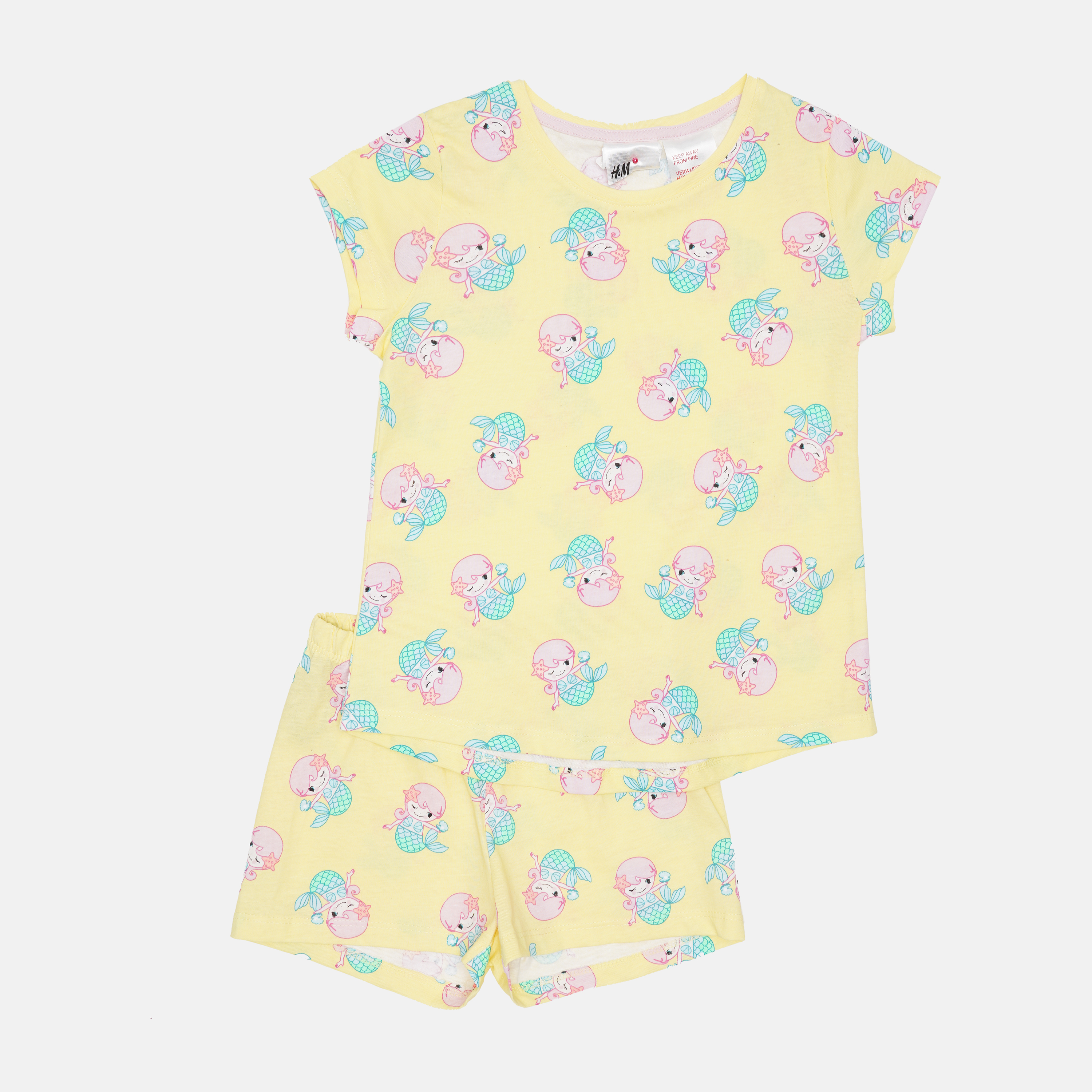 

Пижама (футболка, шорты) H&M 110 116см желтый принт 26105249799