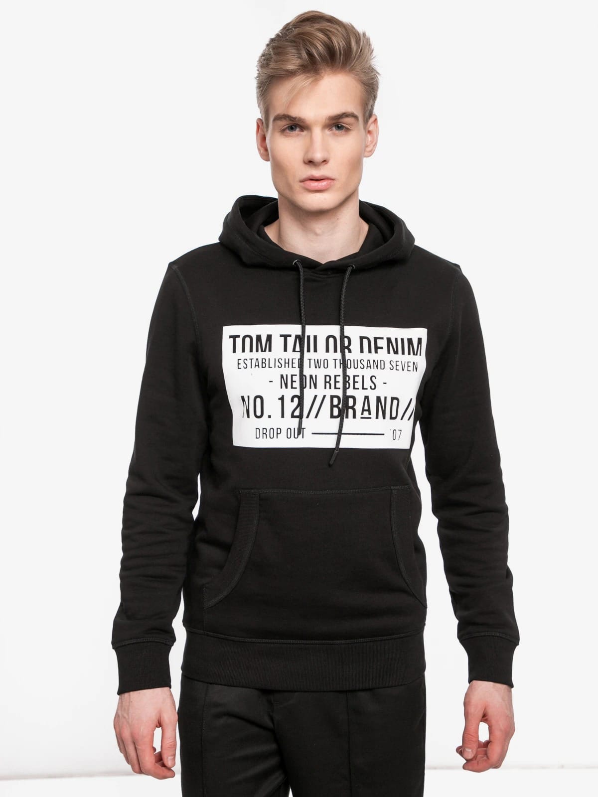 

Худи Tom Tailor tm03100025  Черное, Худи Tom Tailor tm03100025 S Черное