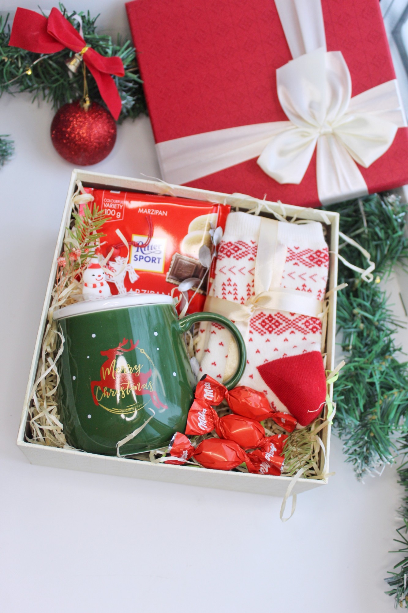 

Подарочный набор WW2 Christmas Box 21*21 cm Your Happiness