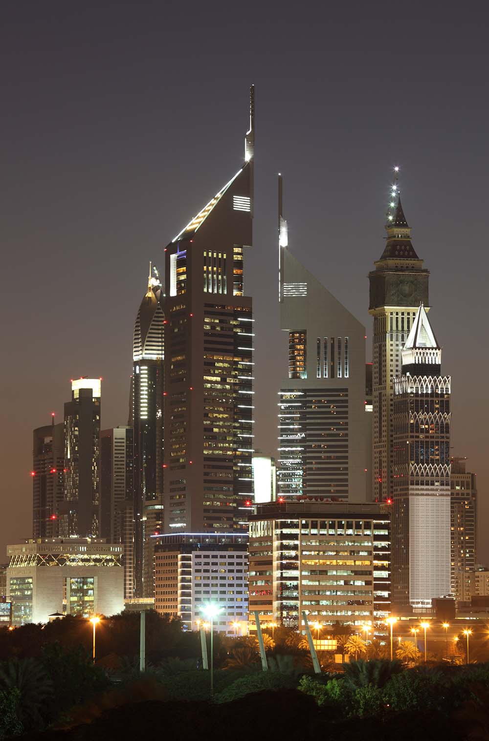 

Фотообои ArtSide Современный город (11872) Базальт