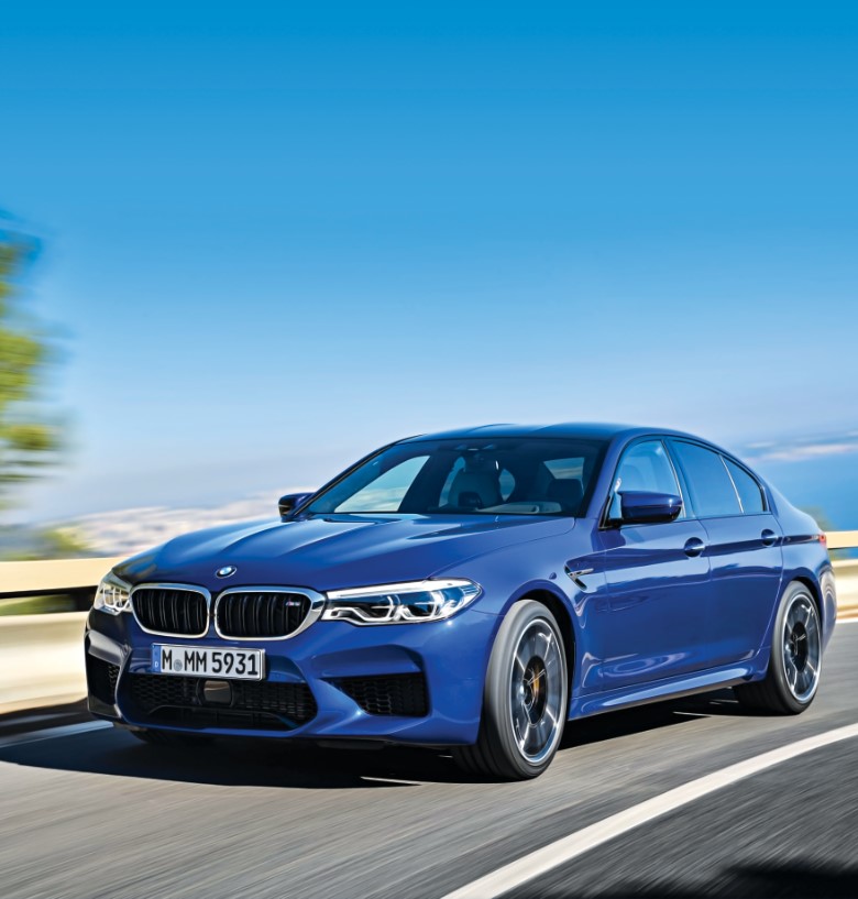 

Фотообои ArtSide Синий BMW (5040520201) Вельвет