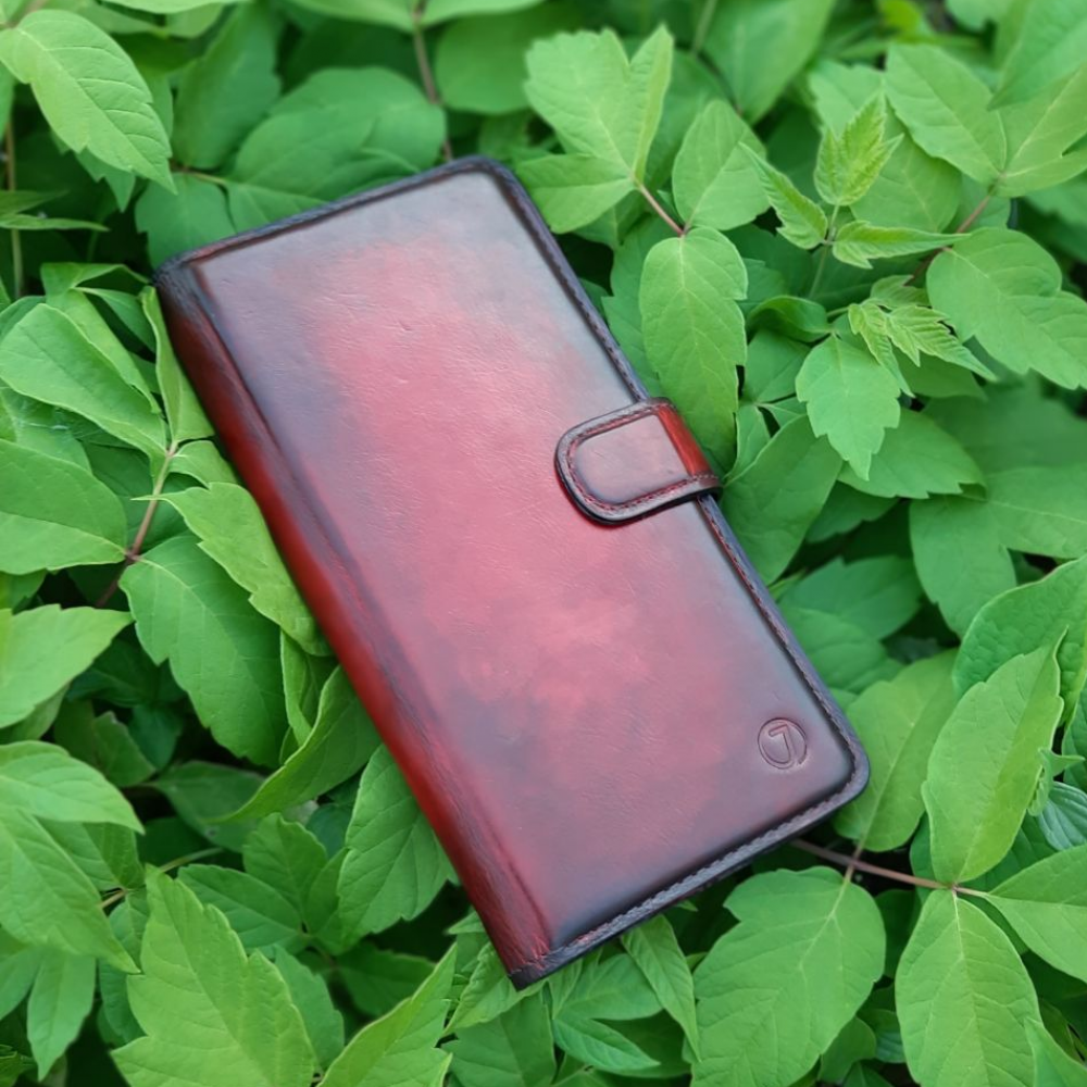 

Чехол-книжка от Jitnik для Apple iPhone 13 (103115-10)