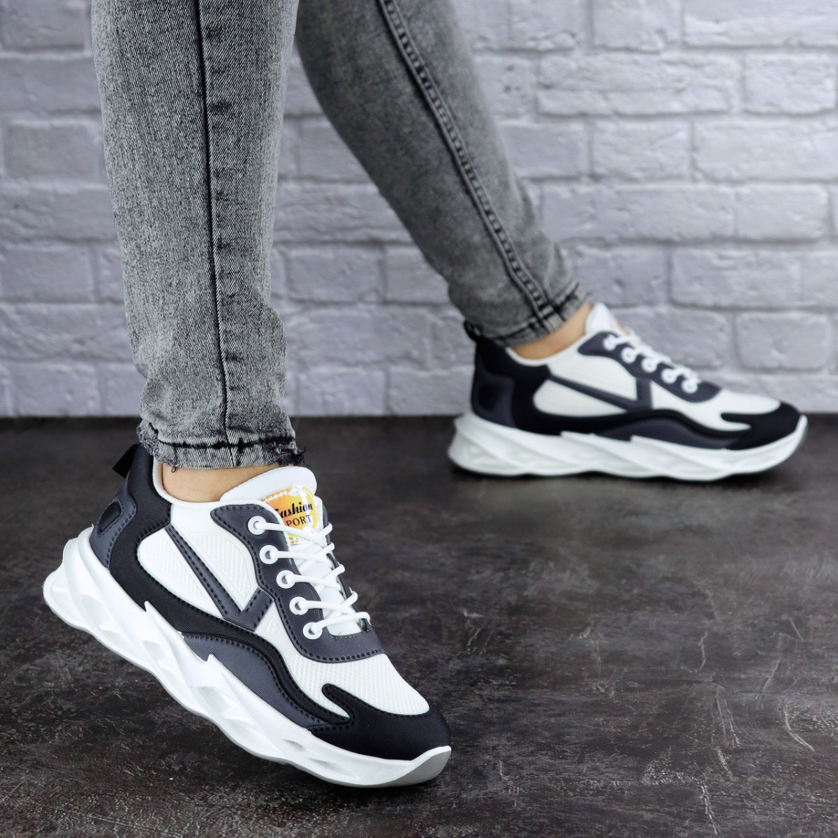 

Женские кроссовки Fashion Emily 1794 38 размер 23,5 см Белый