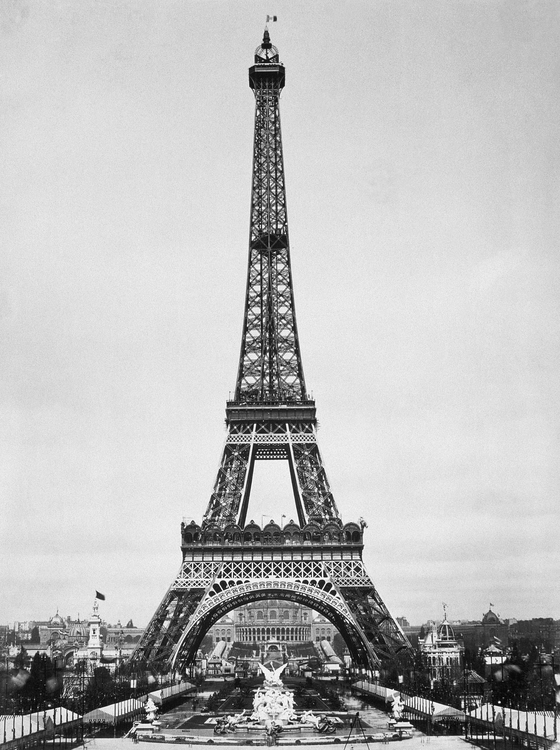 

Картина Арт-Холст Париж Франция №0907 (50x70см)