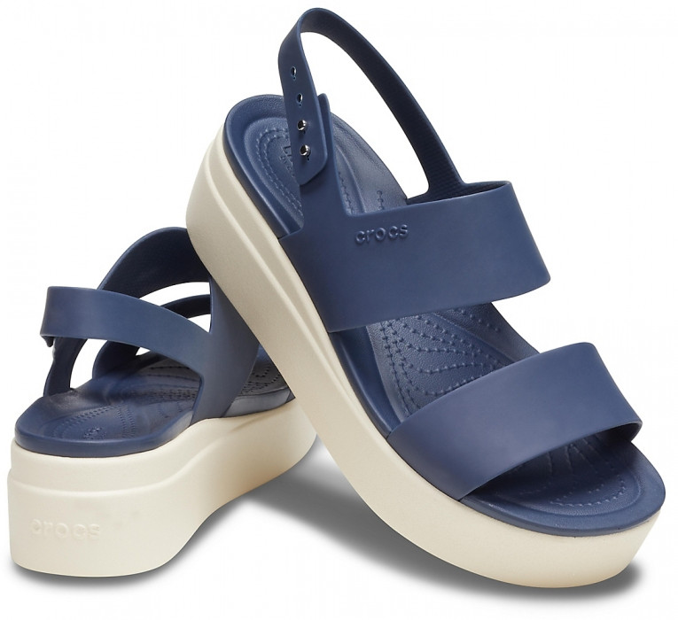 

Женские босоножки CROCS Women’s Brooklyn Low Wedge 41 синий/бежевый 206453