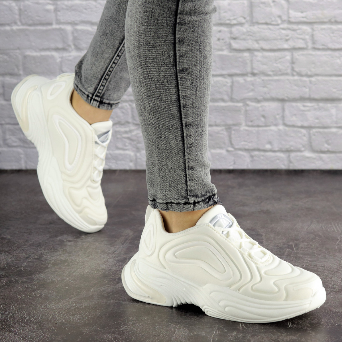 

Женские кроссовки Shoes Alien 39 (24 см) 1699 белые текстиль стильные