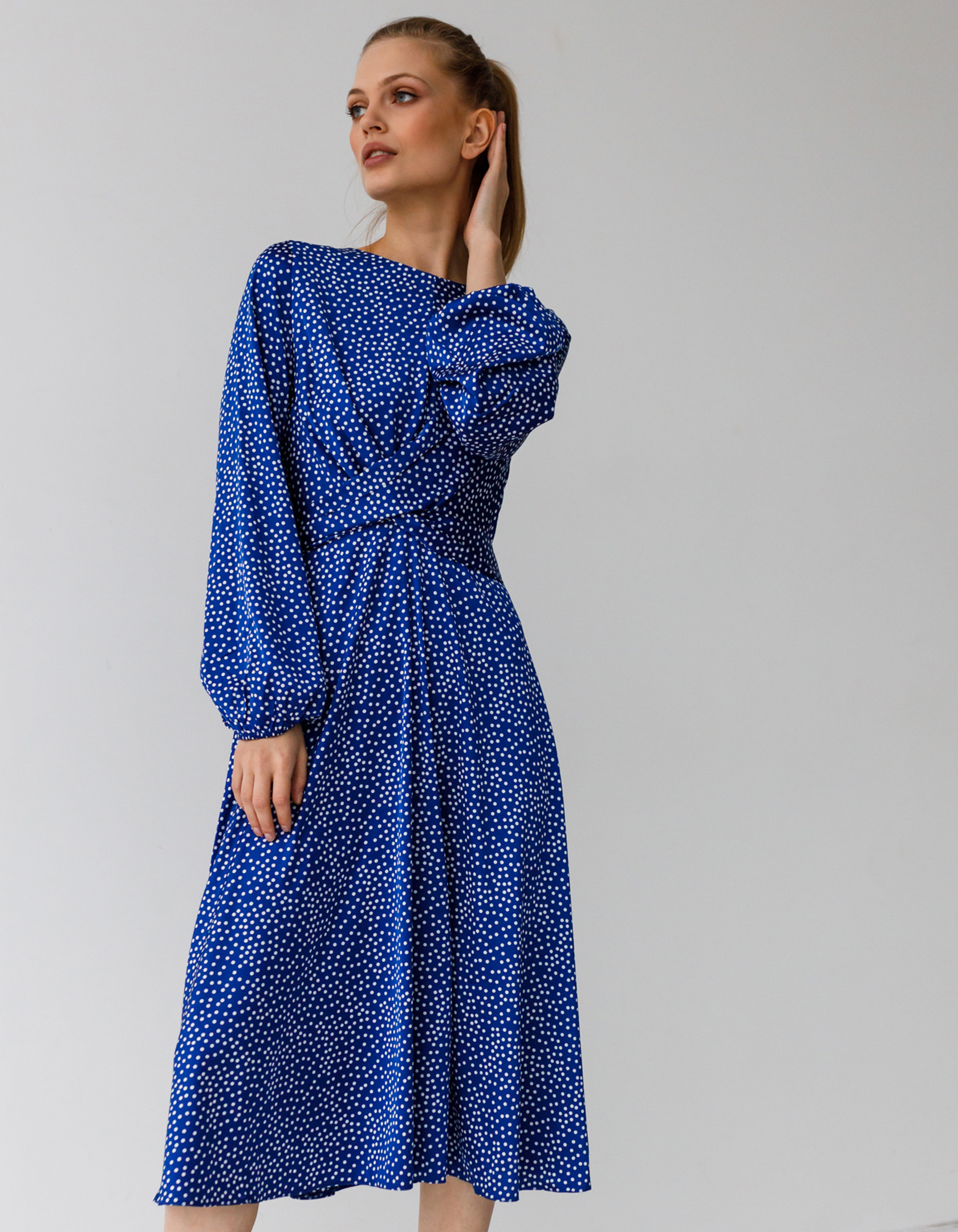 

Платье деми Wear me женское нарядное с широким рукавом в горошек  Синий 2w/14/72D, Платье деми Wear me женское нарядное с широким рукавом в горошек 44 Синий 2w/14/72D