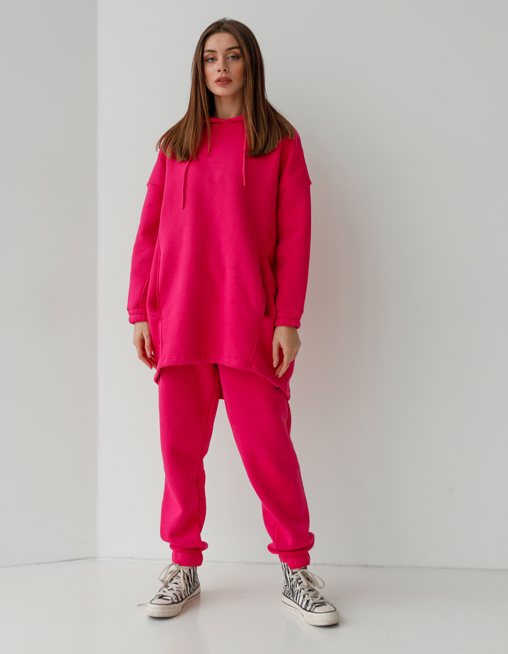 

Костюм Wear me женский удлиненный теплый оверсайз с капюшоном М/ Розовый 2w/43/47, Костюм Wear me женский удлиненный теплый оверсайз с капюшоном М/L Розовый 2w/43/47