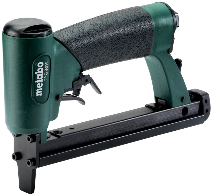 

Скобозабивач Metabo DKG 80/16 під скобу