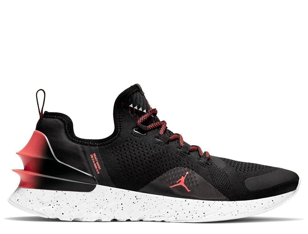 

Кроссовки JORDAN REACT HAVOC 10 (44) черно-белый с красным AR8815006