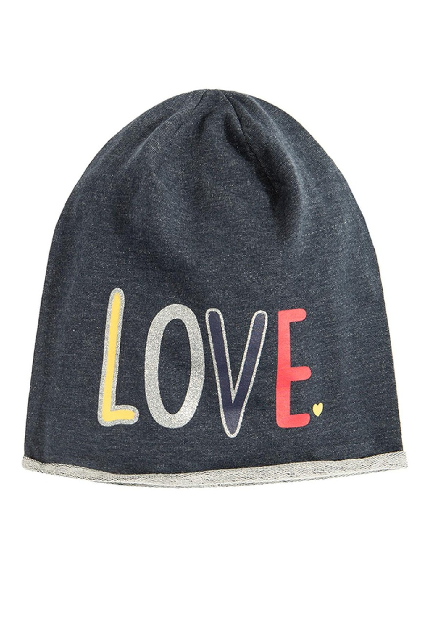 

Шапка девочке с текстом LOVE 52