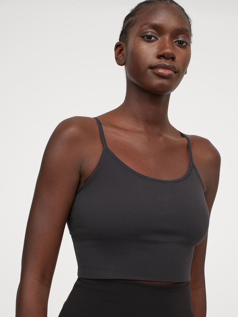 

Спортивный топ H&M 0875350001  (175/104А) Черный, Спортивный топ H&M 0875350001 L (175/104А) Черный