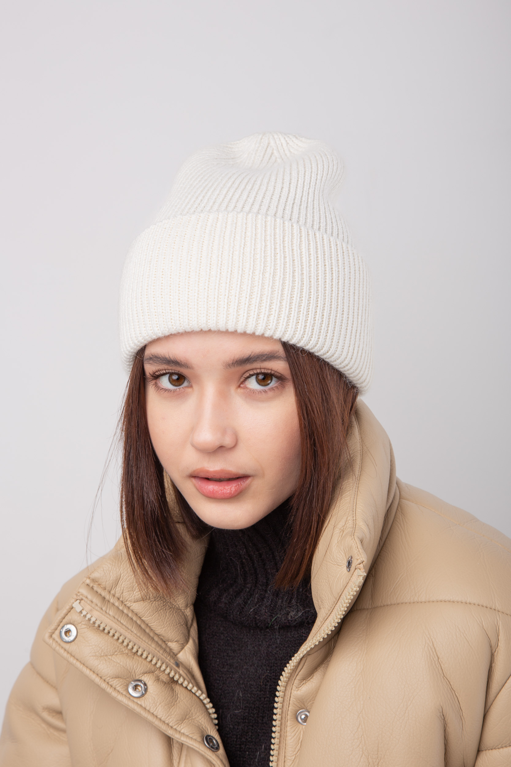 

Шапка FAMO SHP-47495 Білий  (SHP-47495, Шапка FAMO SHP-47495 Білий One size (SHP-47495)