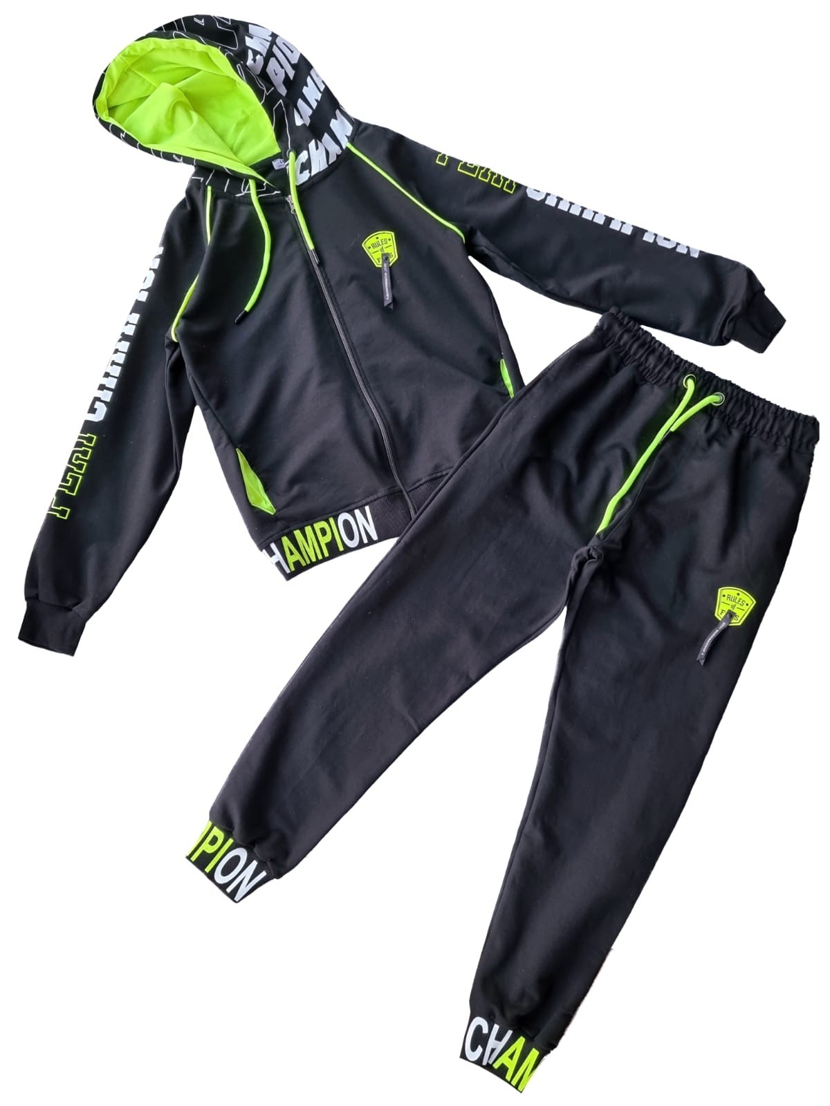

Спортивный костюм для мальчика Leys 9998 р.152 cм Черный