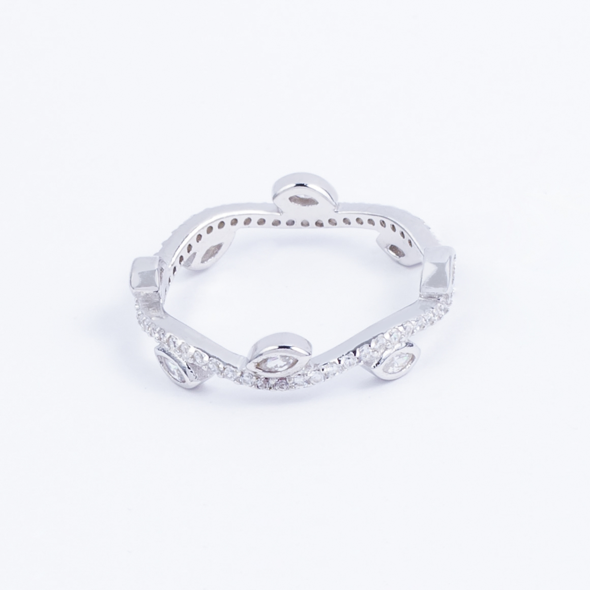 

Каблучка TOP Silver розмір 19,0 1,93 г