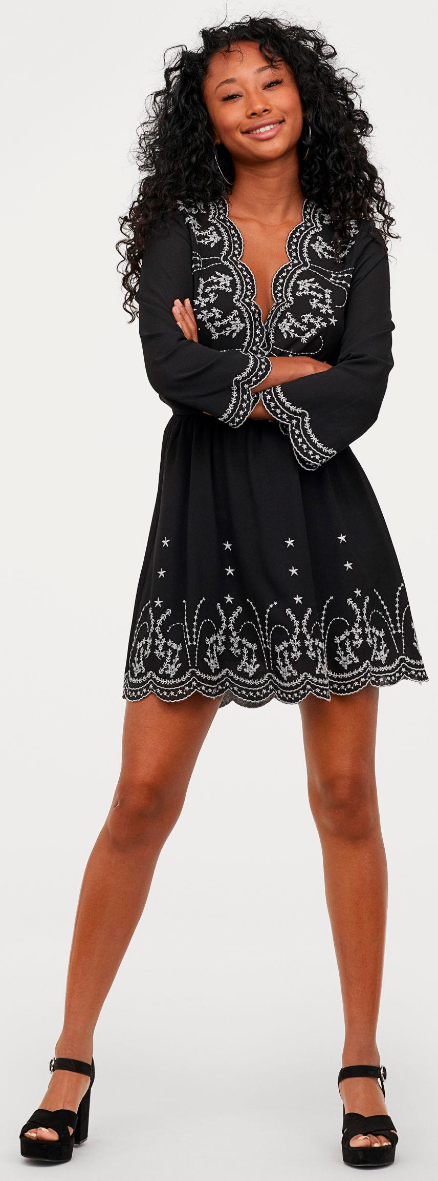 

Платье H&M Divided XAZ168379UOWU  Черное с белым, Платье H&M Divided XAZ168379UOWU 36 Черное с белым