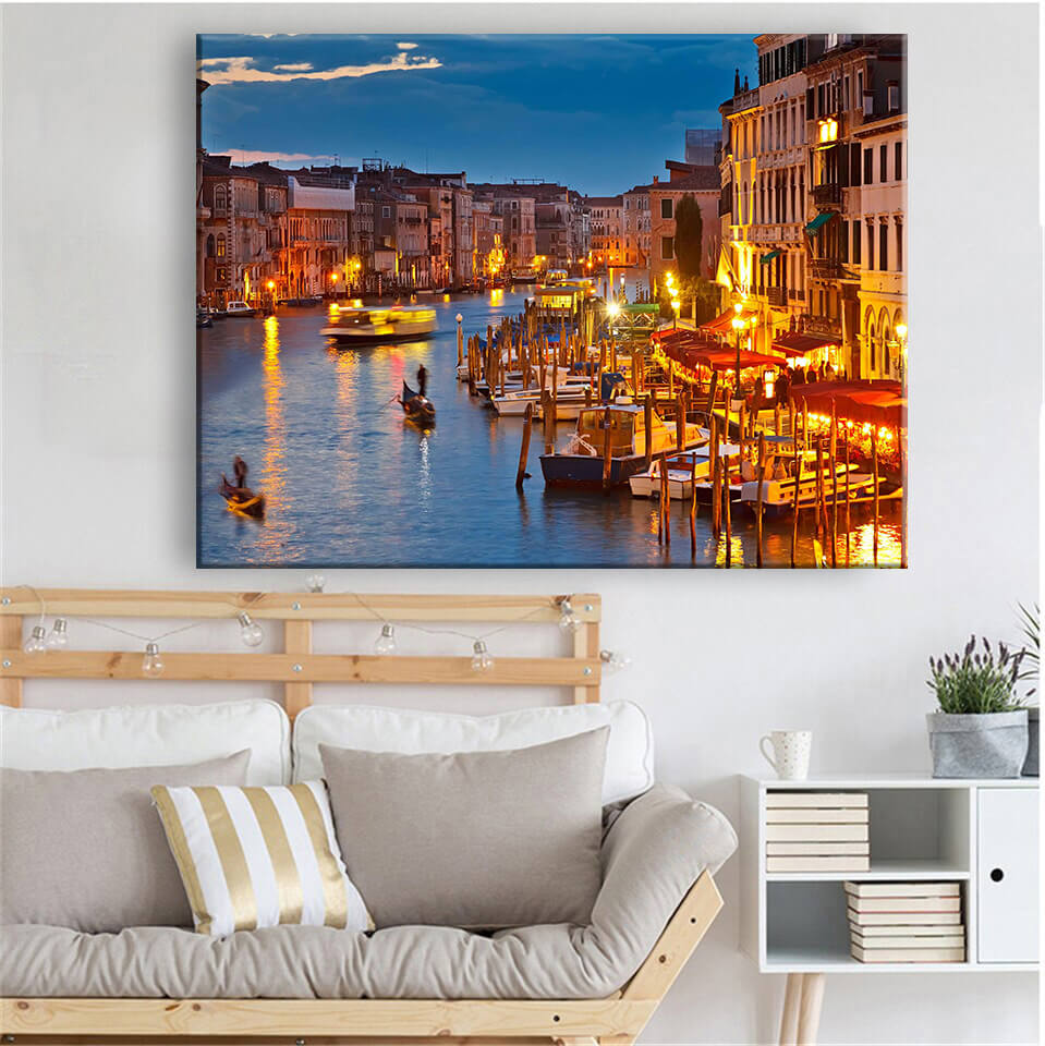 

Картина на холсте Путешествия Venice at night 50х65 см.